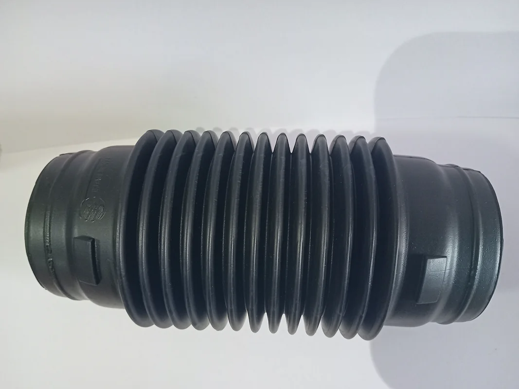 لوله هواکش واسط (رزوناتور) پژو 206(TU5)